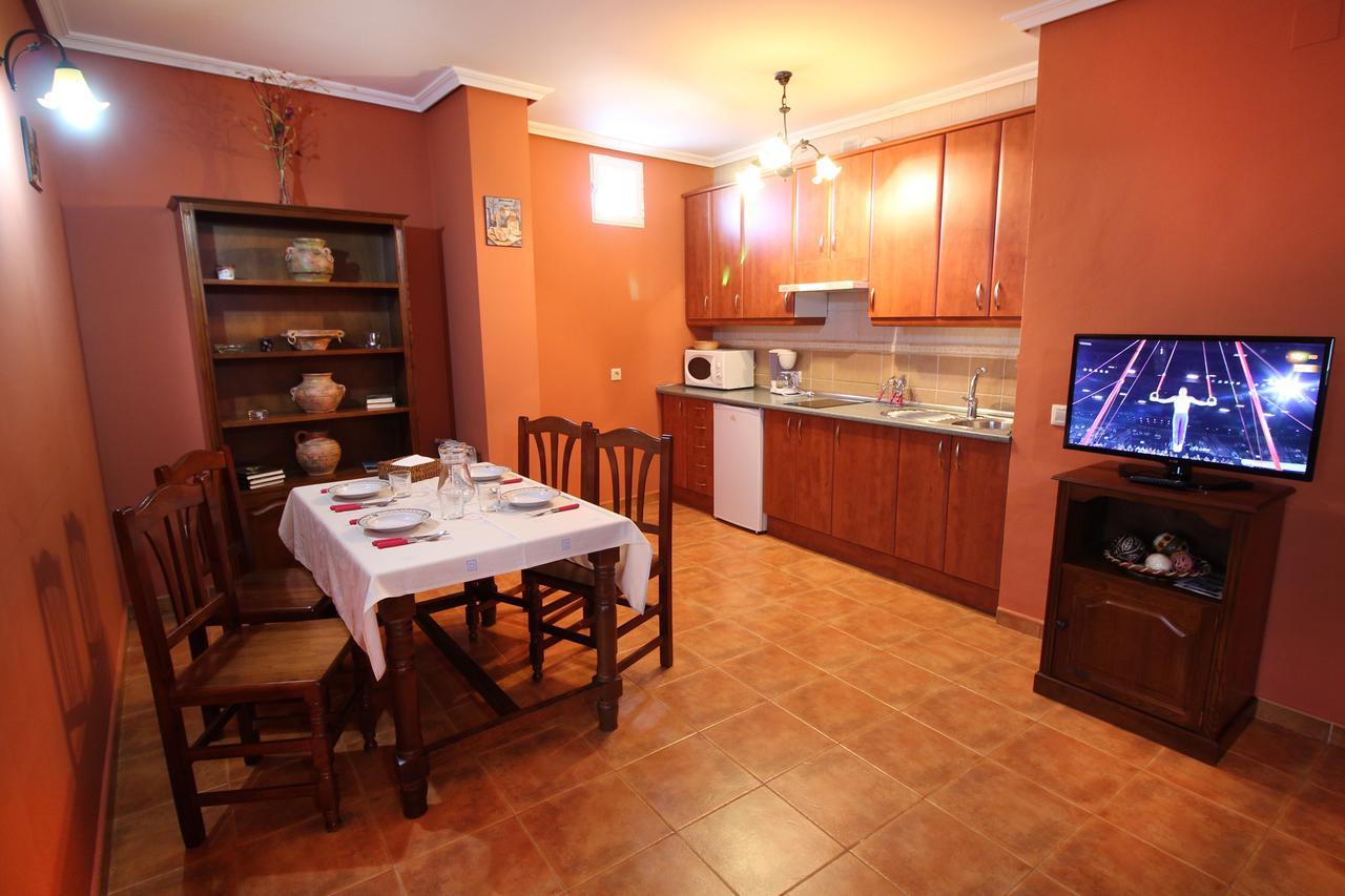 Sierra De Monfrague Apartment Torrejón el Rubio Екстериор снимка