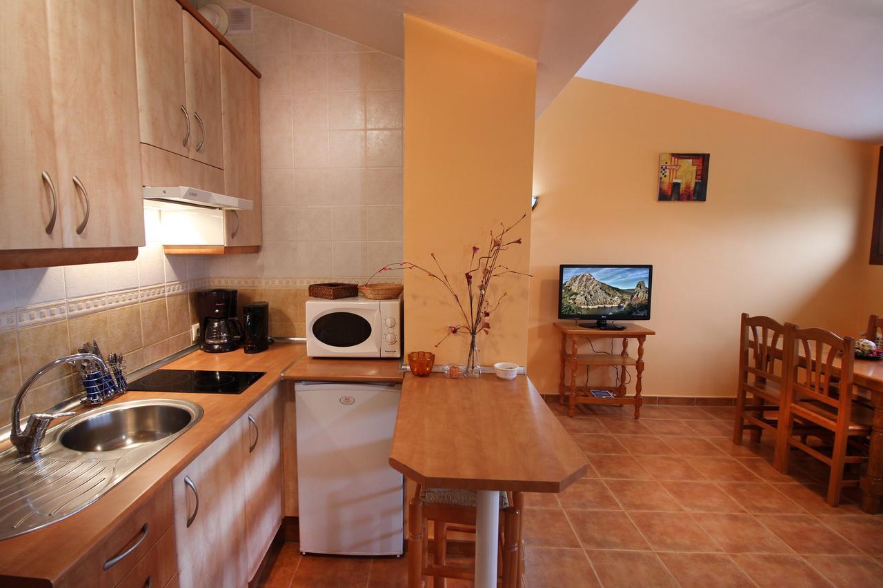 Sierra De Monfrague Apartment Torrejón el Rubio Екстериор снимка